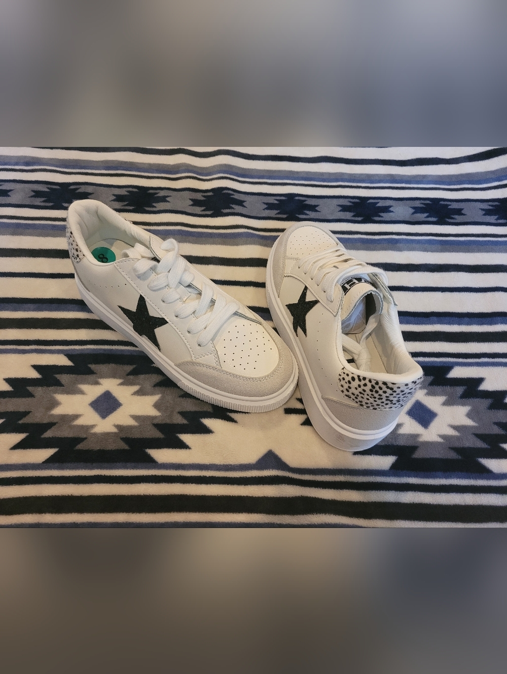 Vintage Havana White Sneakers with Black Star